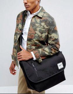 Herschel messenger bag
