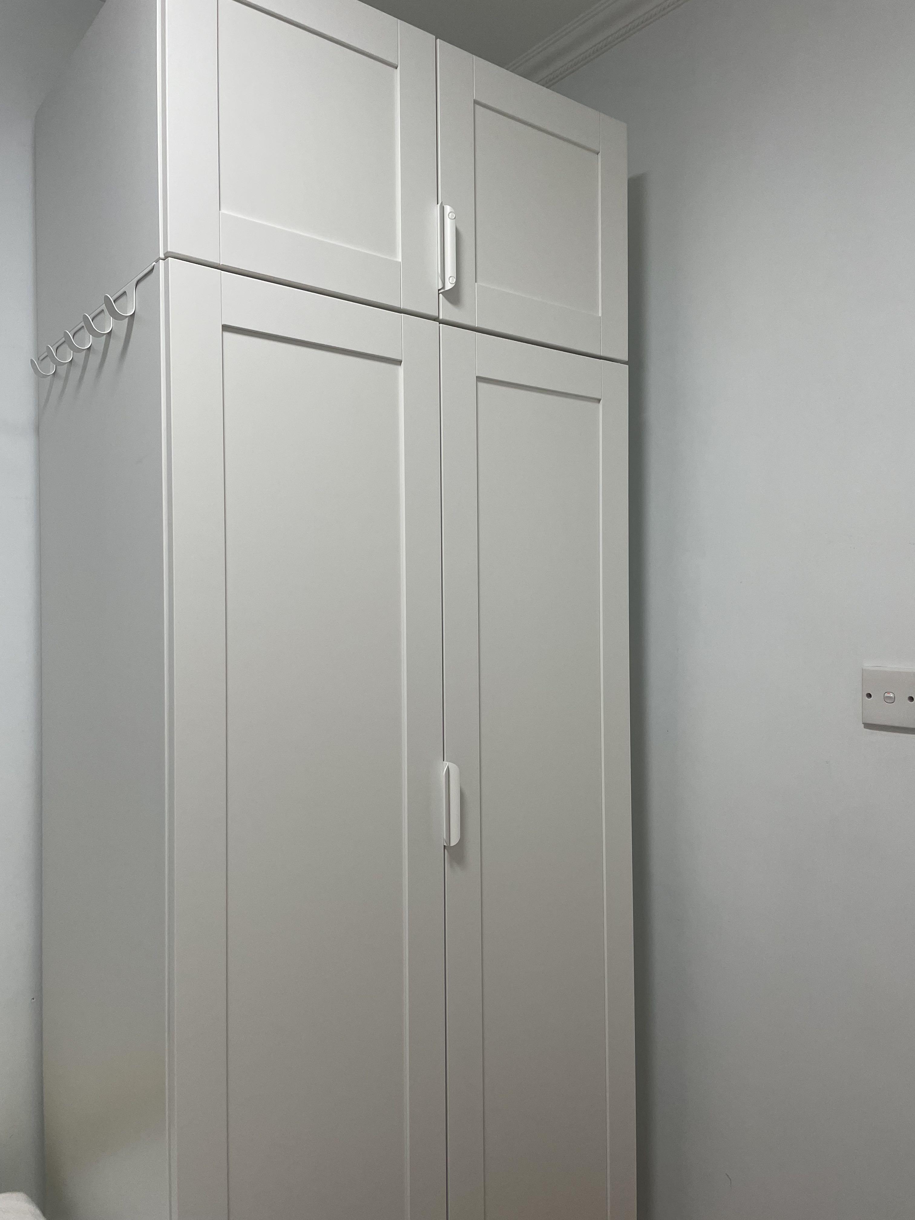 IKEA PLATSA 組合衣櫃連側勾 最後張相有尺寸, 傢俬＆家居, 傢俬, 櫃子、組合櫃及置物架 Carousell