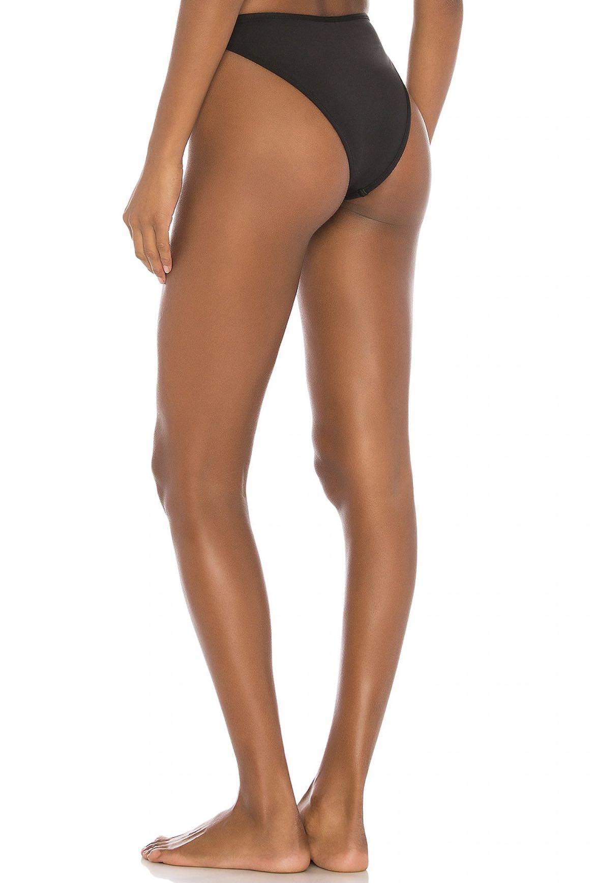 KYA Reversible Bikini Bottom (Black/White) Size M (Category: Bikinis & Swimsuits) located in Makati City. Submitted by wunderwardrobe (Listing ID 1112695450, Image 3). Description: Purchased from Revolve.com Brand new, never used but tags removed RFS: too small.