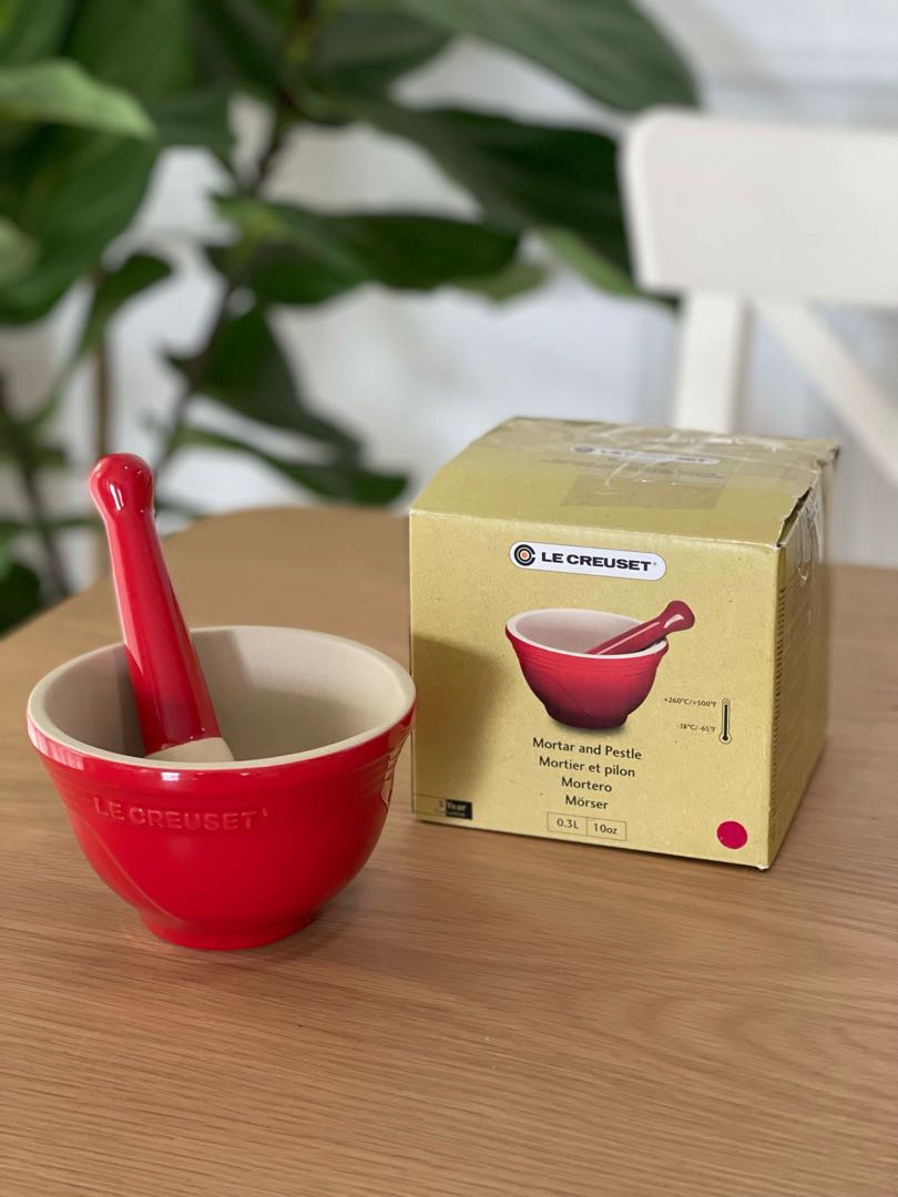 Le Creuset - Mortar & Pestle - Cerise (Special Order)