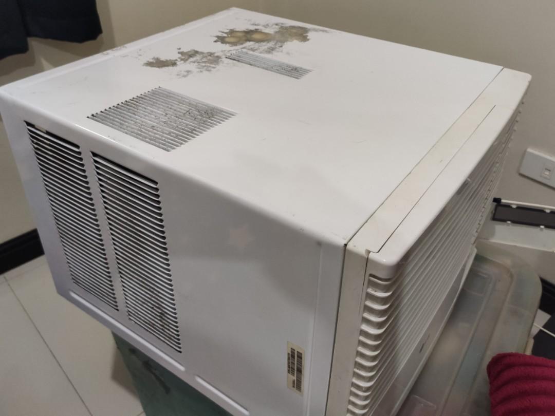 LG Aircon 0.75hp with remote and timer, TV & Home Appliances, Air