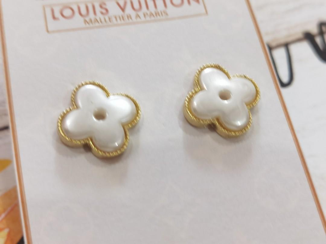 Louis Vuitton LV Clover Earrings S925, Women's Fashion, Jewelry
