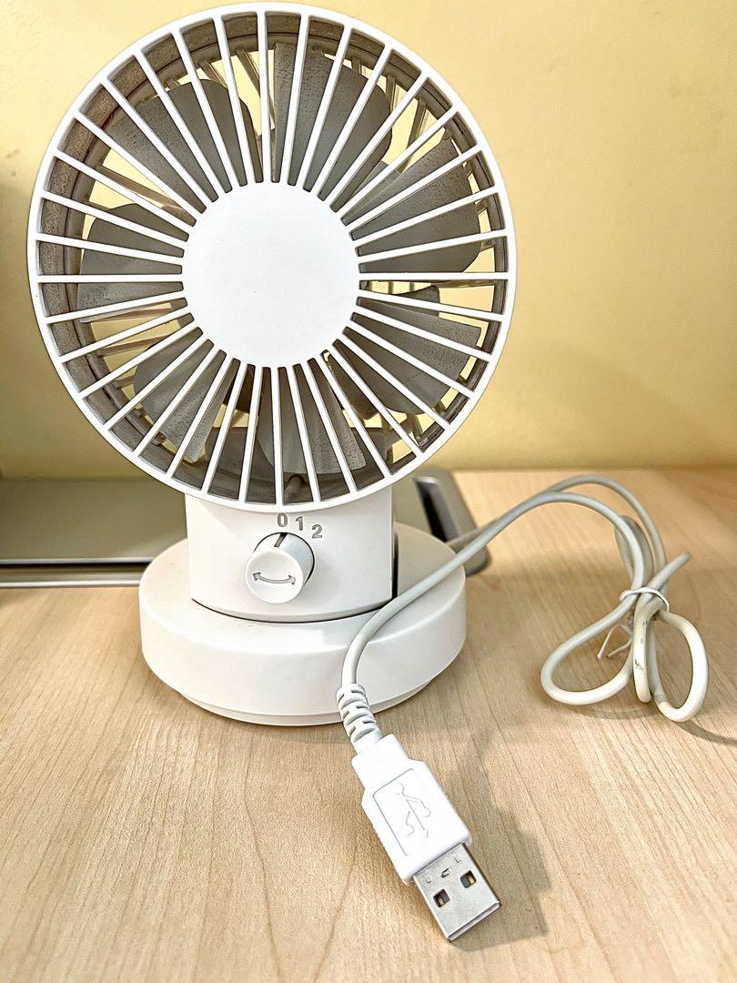 MUJI Low Noise USB Portable SwingType Desk Fan White, Furniture & Home