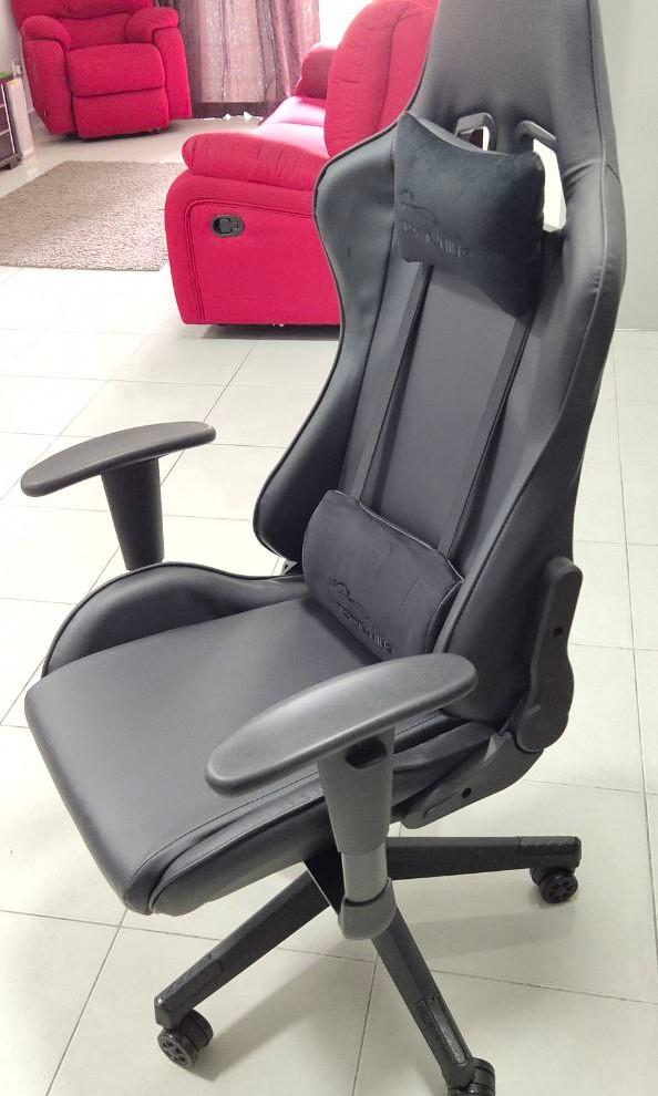 MyFurnitureLab Signature Gaming Chair with Lumbar support