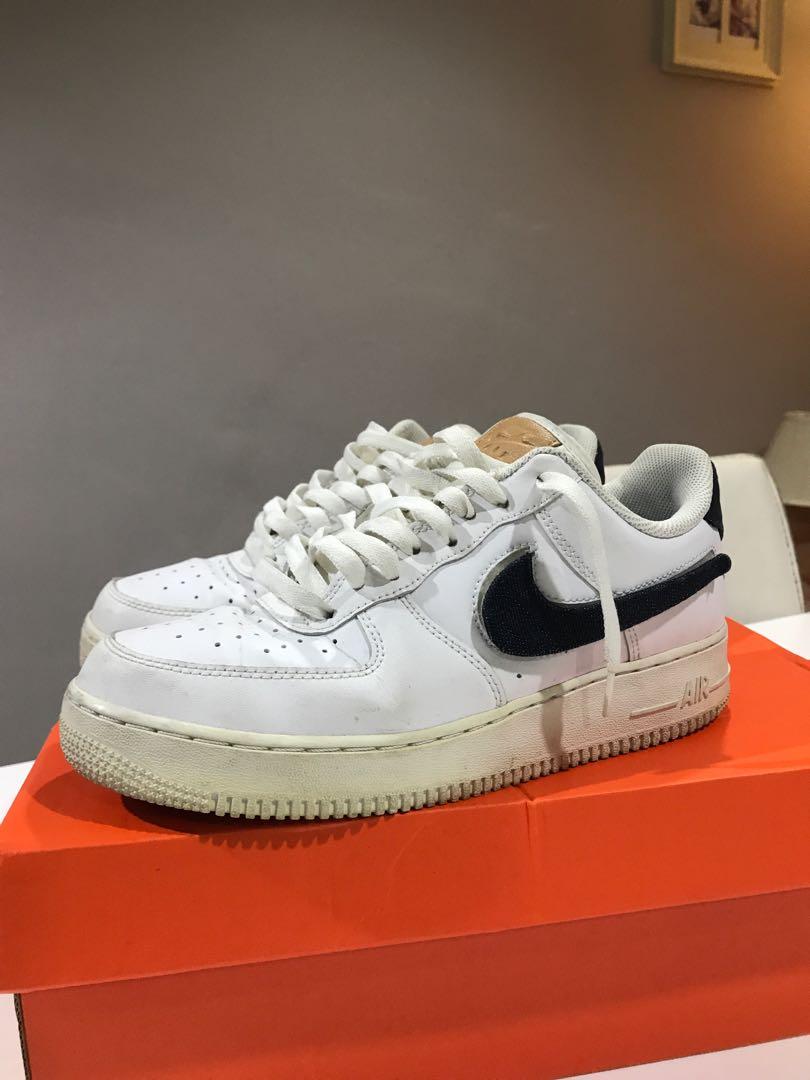 Black af1 store swoosh pack