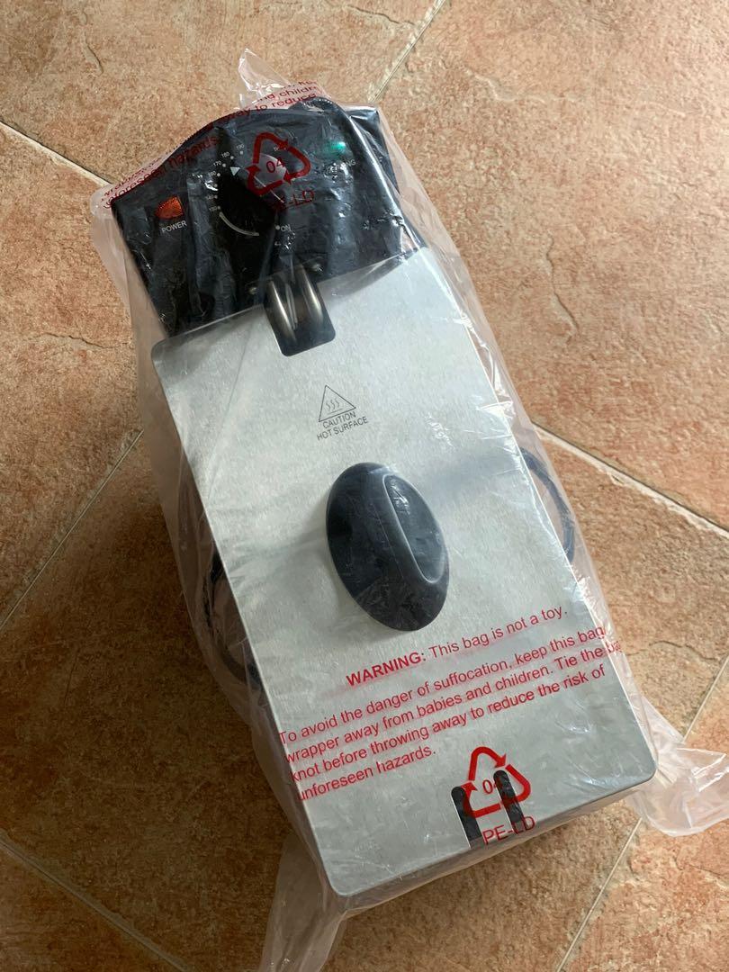 Quest deep fat fryer, TV & Home Appliances, Kitchen Appliances, Fryers