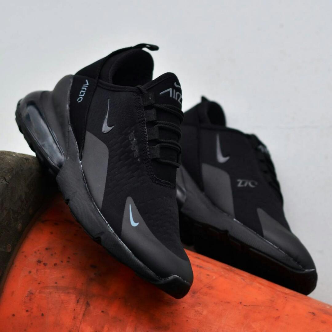 SEPATU NIKE AIRMAX 270 Fesyen Pria Sepatu Sneakers di Carousell