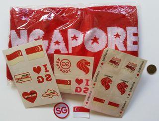 Singapore scarf & tattoo