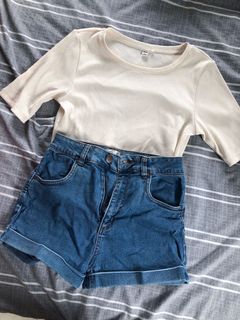 (Category: ) located in . Submitted by genuinecapyy (Listing ID 1112740981, Image 1). Description: .