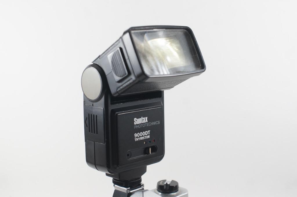Vintage Film camera flash Suntax 9000T, Photography, Photography