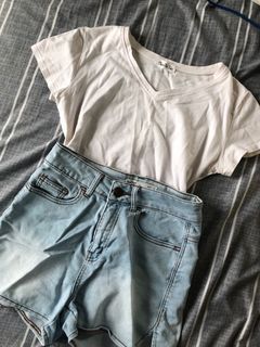 (Category: ) located in . Submitted by genuinecapyy (Listing ID 1112741620, Image 1). Description: .