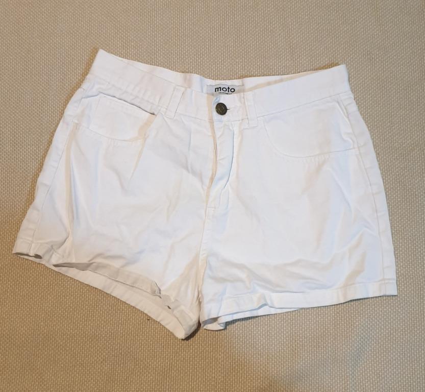 Black Top & White Shorts , Women'S Fashion, Bottoms, Shorts On Carousell