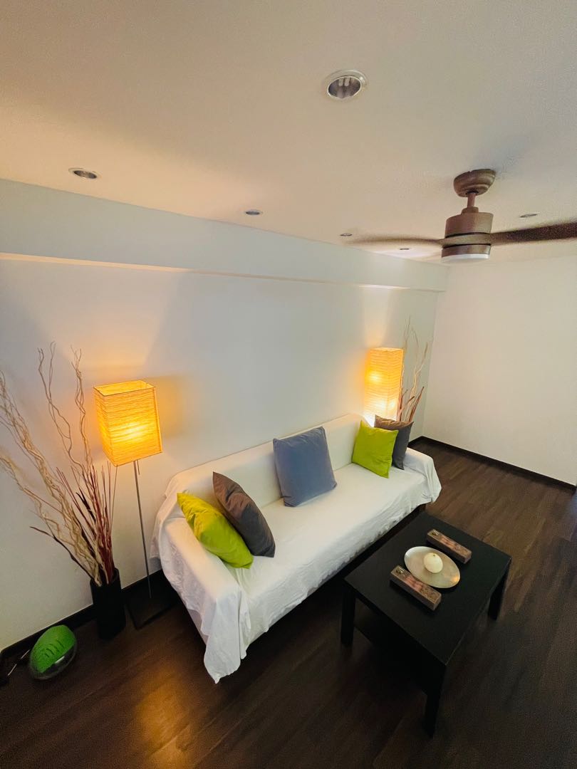 (Category: ) located in . Submitted by szdab (Listing ID 1113015191, Image 1). Description: .