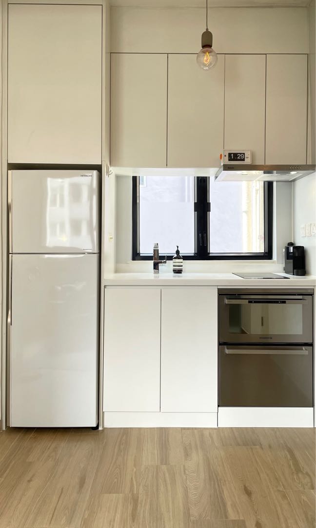 Sai Ying Pun Minimalist Studio63438991542530111