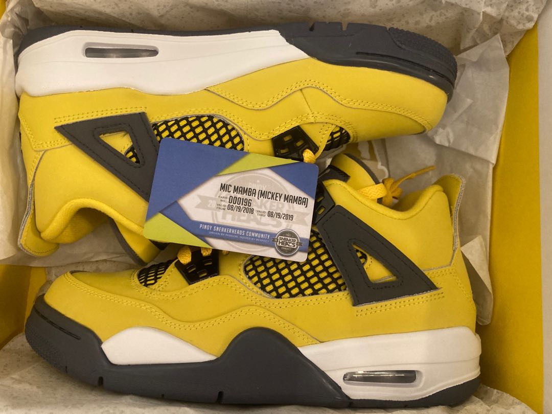 Jordan retro 4 mickey mouse hot sale