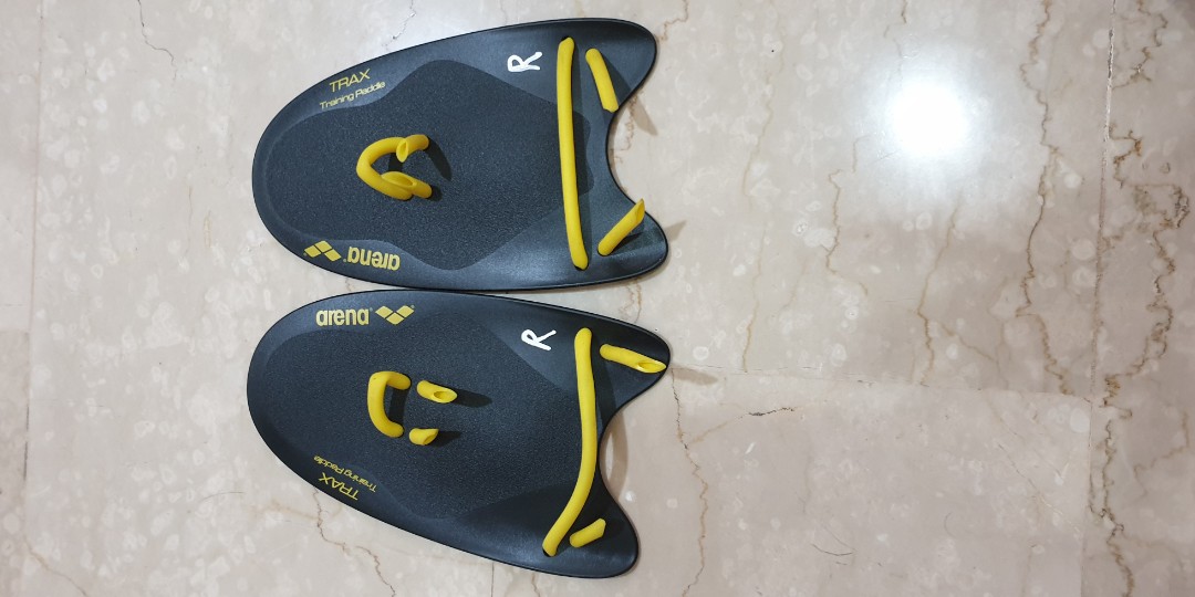 Arena TRAX Training Paddles, Sports Equipment, Sports & Games, Water Sports on Carousell