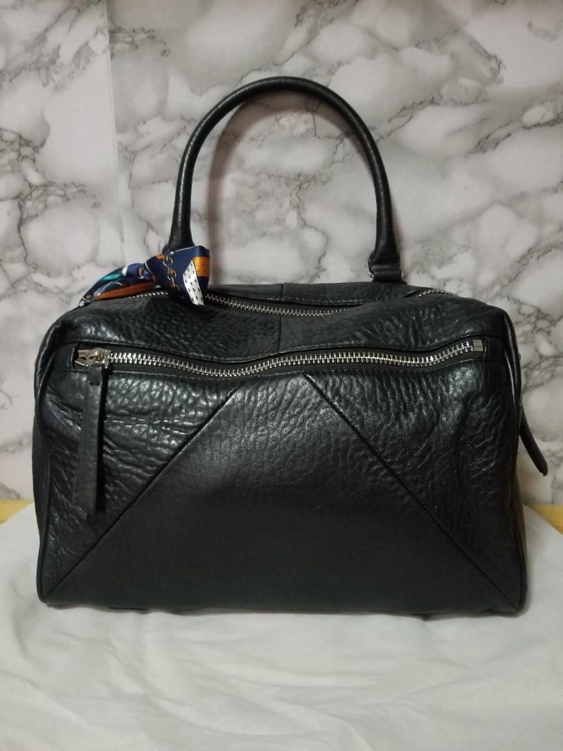 Authentic Eudon Choi EC2 Bag (Category: Luxury Bags & Wallets) located in Mabalacat. Submitted by Aristocrat_collection12 (Listing ID 1112920275, Image 1). Description: bought but never used it was stored in the cabinet only. Eudon Choi is a london base contemporary designers brand. Ala givenchy pandora po ung style..bought these nung wala pa ako givenchy pandora bag 😁 pero di ko rin nagamit ✌🏿.