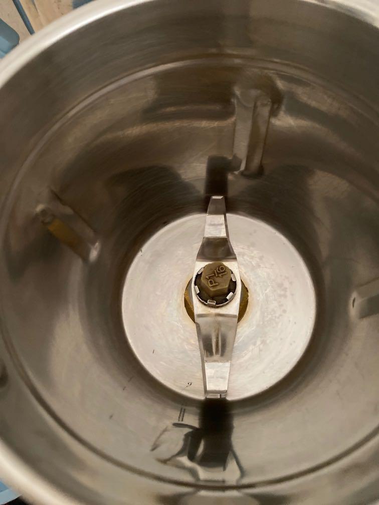 bajaj tornado mixer grinder