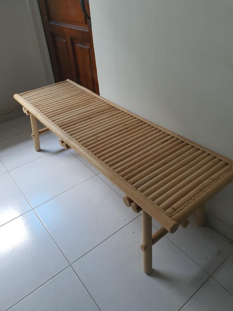 Ikea store tankvard bench