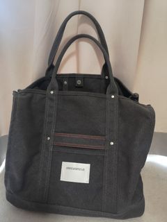 (Category: ) located in . Submitted by closetworks (Listing ID 1112892015, Image 1). Description: .