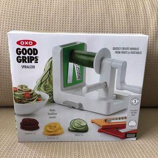 BNIB OXO Good Grips 3-Blade Spiralizer with StrongHold Suction, White