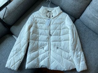 （分類：）位於 。 由 elizabethcl 提交（商品編號 1112938680，圖片 1）。簡介： 。