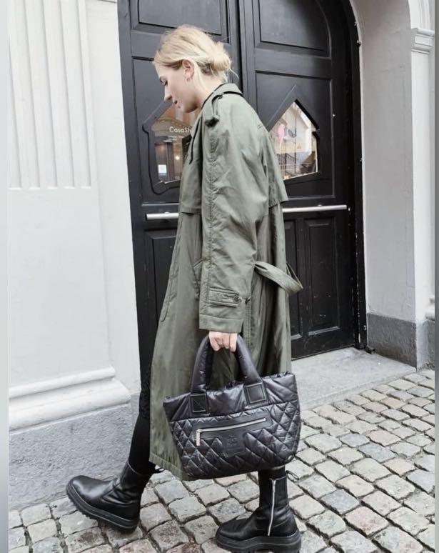 Chanel Coco Cocoon BurgundyBlack Lambskin Reversible Tote Bag
