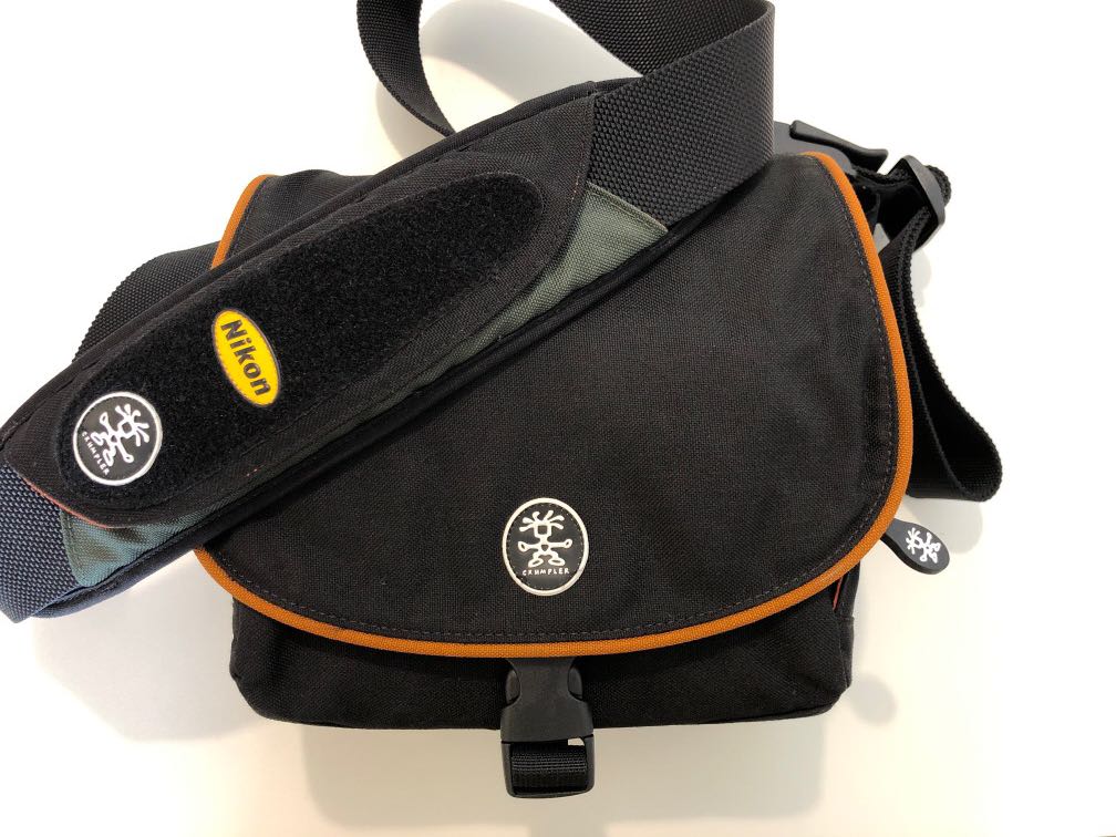 nikon crumpler