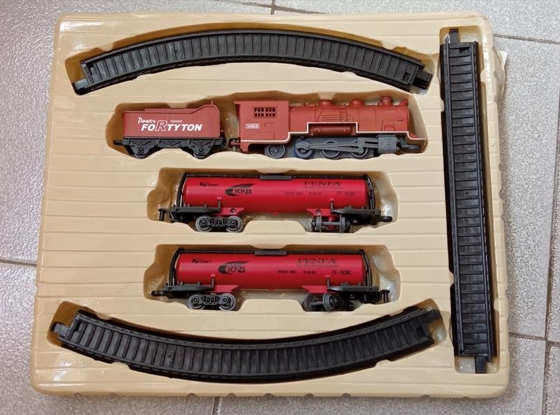 Fenfa train store