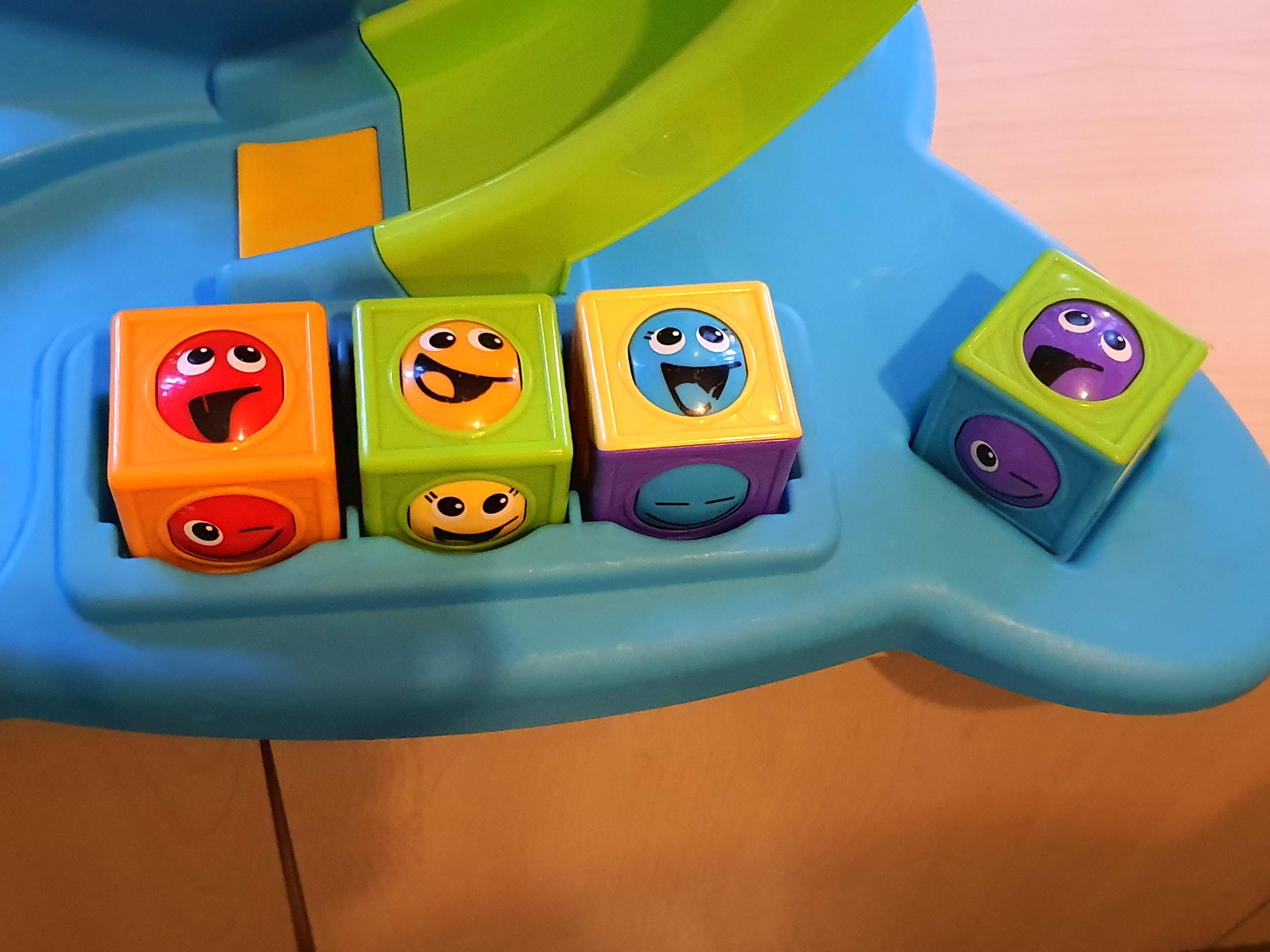 Fisher Price Roller Blocks Play Wall 9.5 10 Complete Set without box