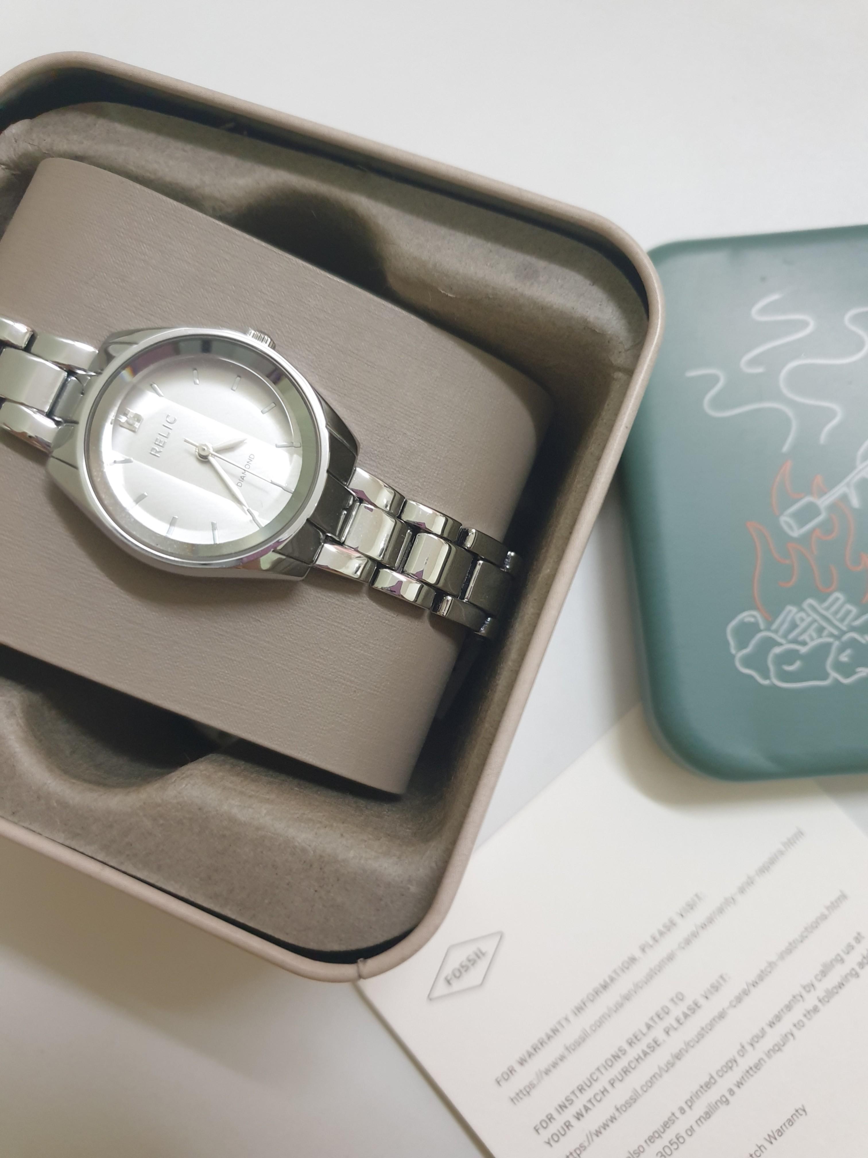 Relic discount watch instructions