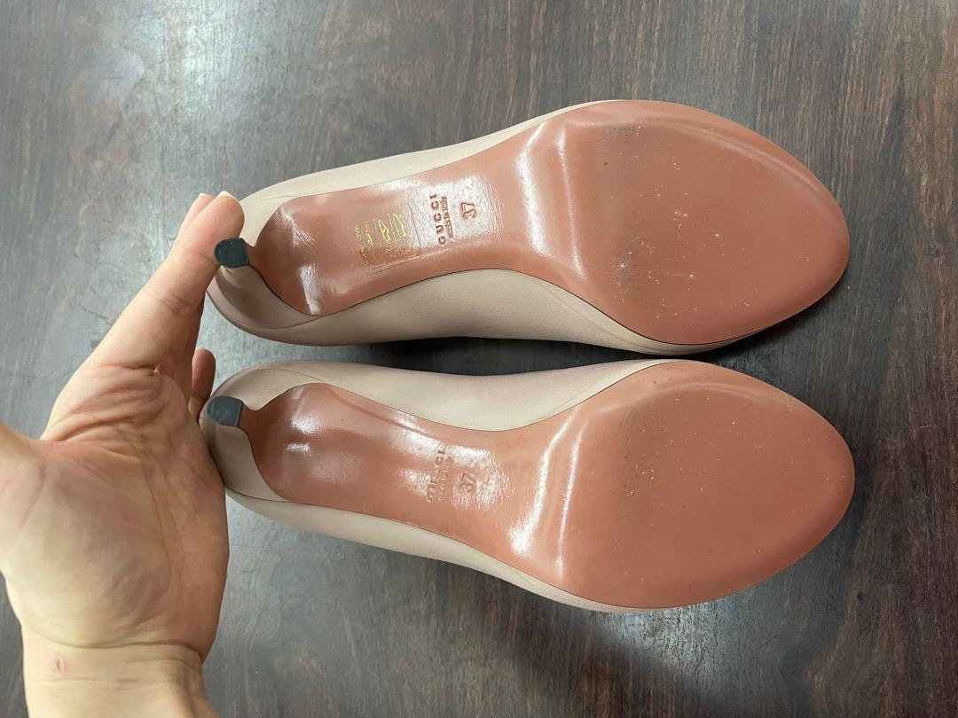 Gucci （分類：Loafers）位於 Hong Kong。 由 sherin623 提交（商品編號 1113059621，圖片 3）。簡介： 只試過 。