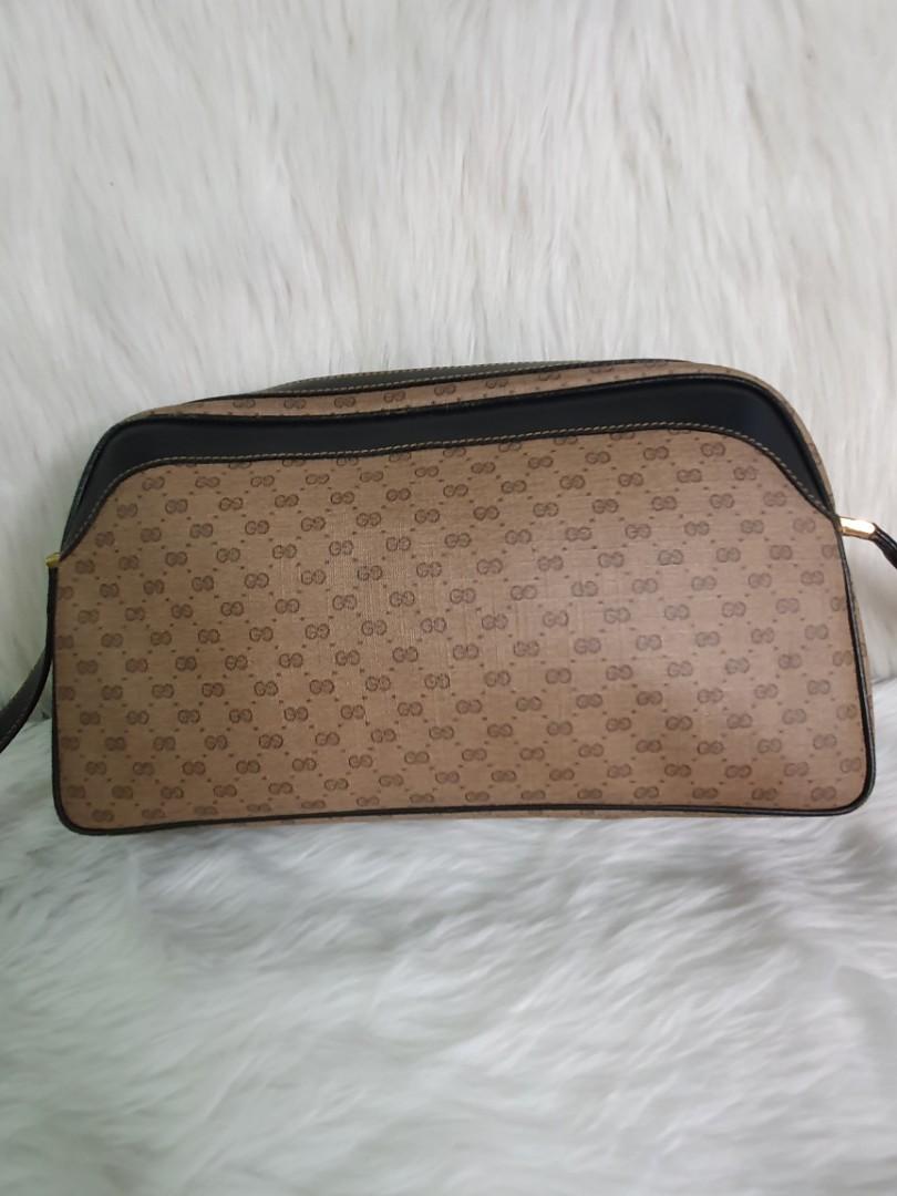 Gucci Sling Bag Authentic (Category: Luxury Bags & Wallets) located in Malolos. Submitted by yamaguchionline (Listing ID 1112994352, Image 2). Description: SALE❗❗❗ Made in Italy With Code nice and quality minimal sign of usage because its preloved Please respect my ads thank you.
