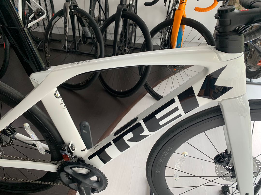 2021 trek new arrivals madone sl6 disc