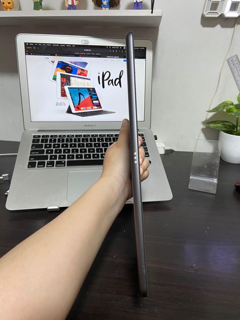 Ipad 7th Gen 128gb (interest check only) (Category: iPad) located in Cainta. Submitted by adrnnerae (Listing ID 1112947042, Image 3). Description: Interest check for my Ipad 7th gen 12gb in Space Gray 🤗 Selling for Php 18,000. Slightly negotiable. PM your offers 💌 Good battery health 98% smooth Lady-owned No scratches Good as new ✨ Includes: Box with unit only Attached tempered glass and case RFS: considering an upgrade..