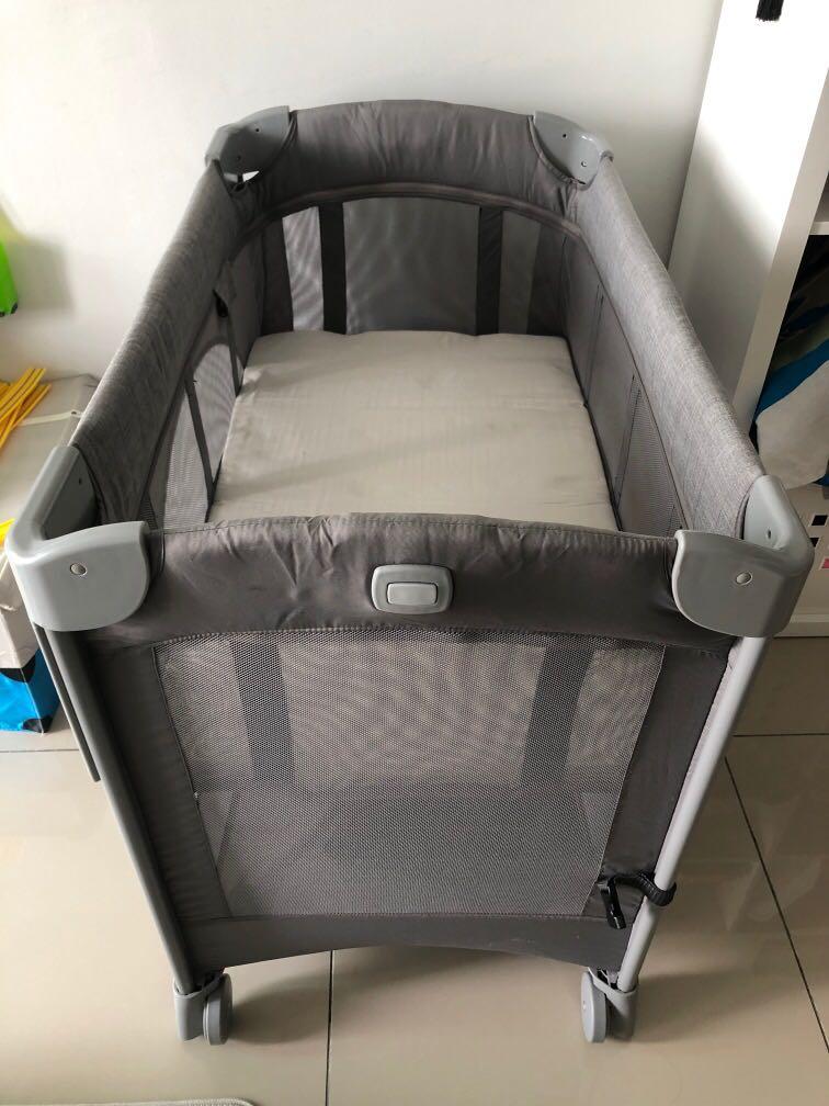 Joie Travel Cots / Play Pen, Babies & Kids, Baby Nursery & Kids