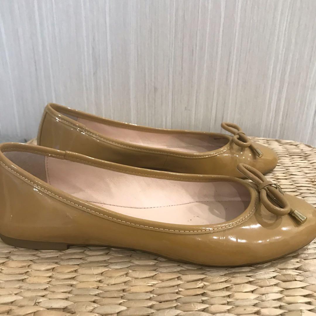 Kate Spade Willa Flats Camel Patent US 7 Women s Fashion Footwear Flats on Carousell