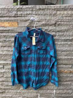 Kemeja flanel wanita biru