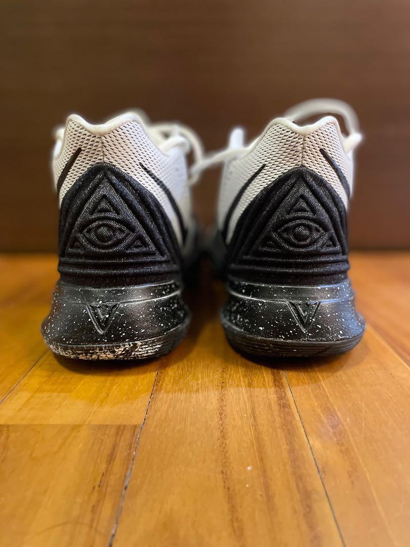 Kyrie 5 Cookies Cream Nike US10.5 UK9.5 Basketball Shoes Men s