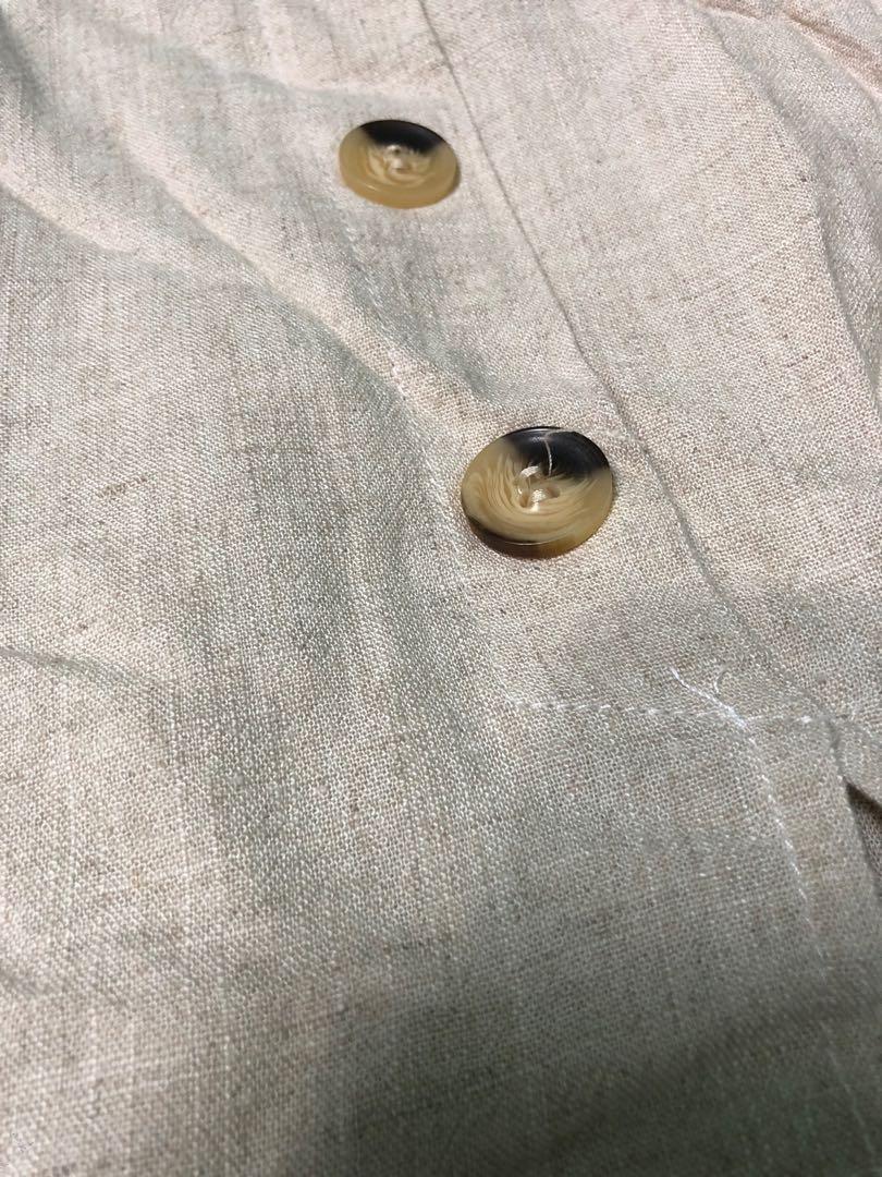 Linen type beige skirt M (Category: Skirts) located in Makati City. Submitted by geeos (Listing ID 1112995882, Image 2). Description: Never used. Fits small to medium.