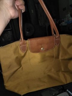 (Category: ) located in . Submitted by 1986cosmeticsph (Listing ID 1113068616, Image 1). Description: .