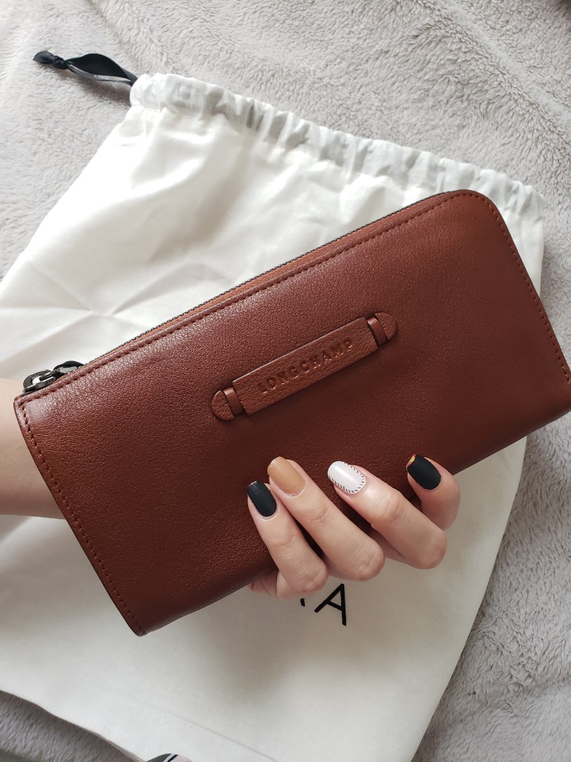 Longchamp sale 3d wallet