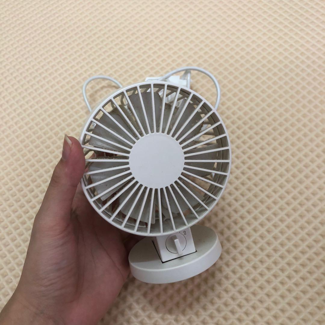 Muji USB Desk Fan, Furniture & Home Living, Lighting & Fans, Lighting