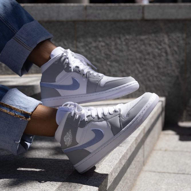 Nike Air Jordan 1 Mid Wolf Grey/Frosty, Women's Fashion, Footwear