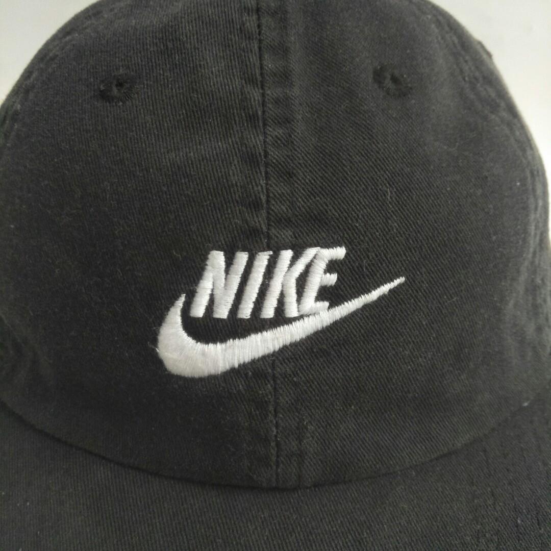 nike cap swoosh logo