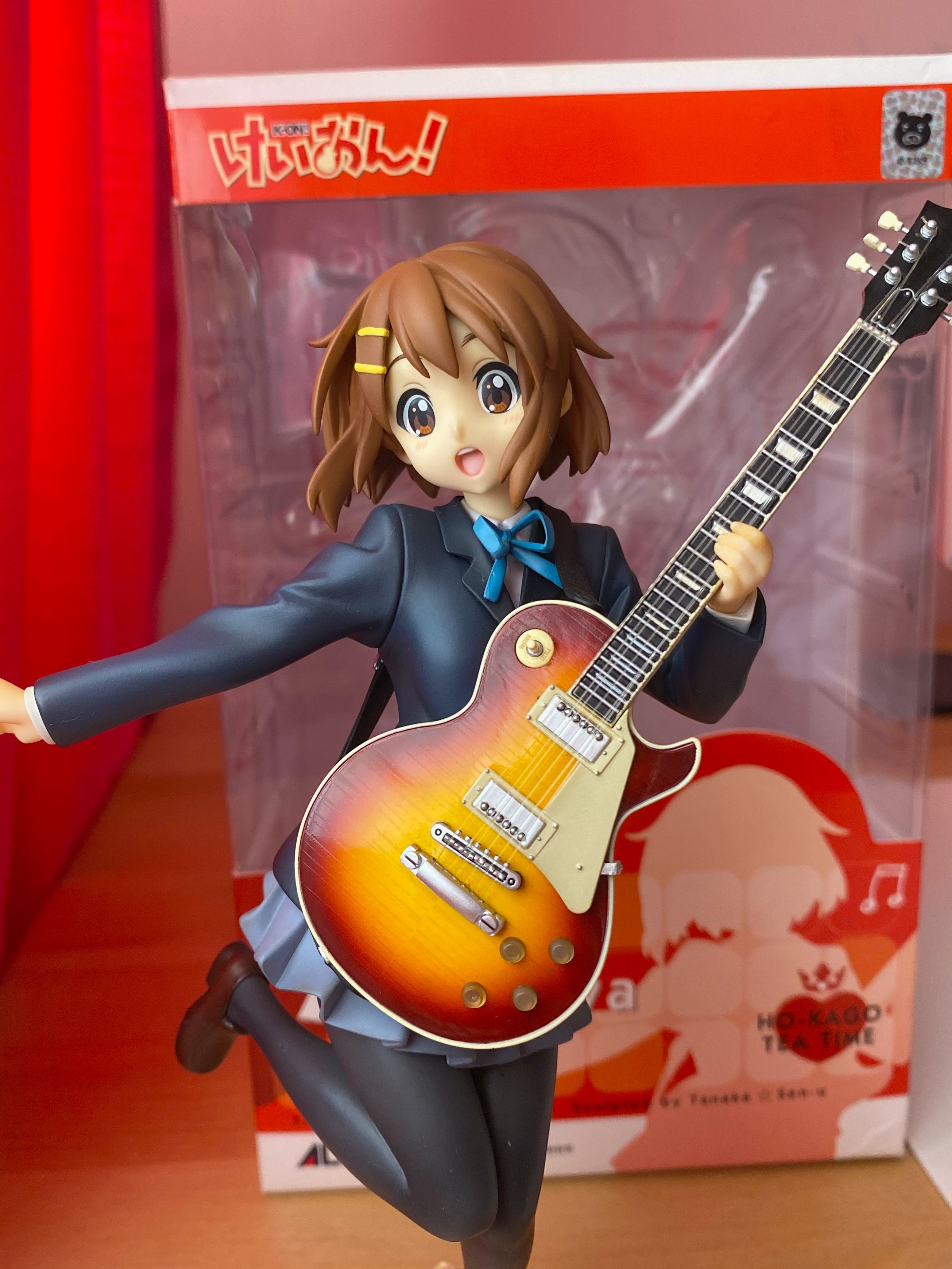 BIB K On Yui Hirasawa 1 8 Scale Figure by Alter Hobbies Toys
