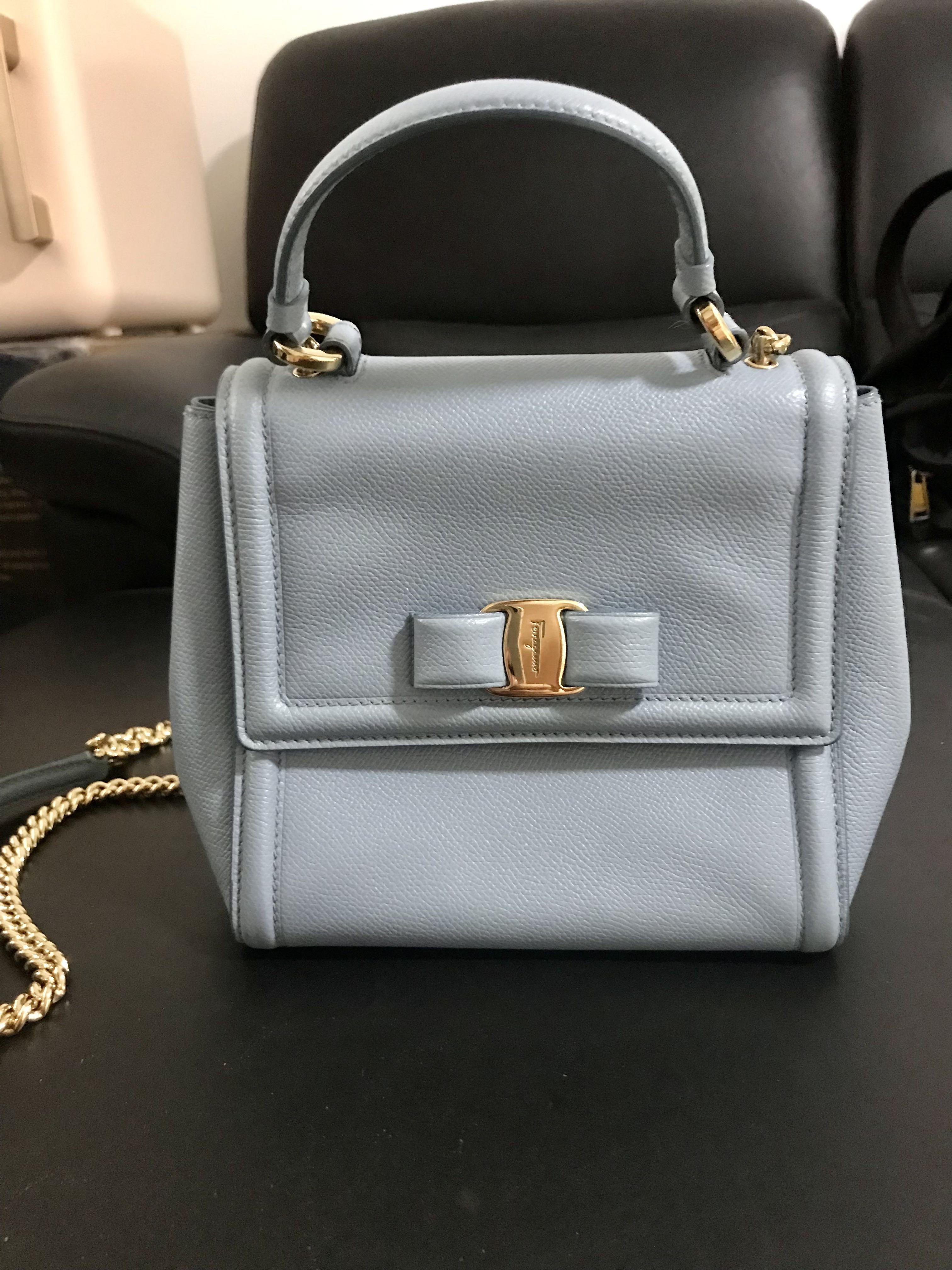 Ferragamo sale carrie satchel