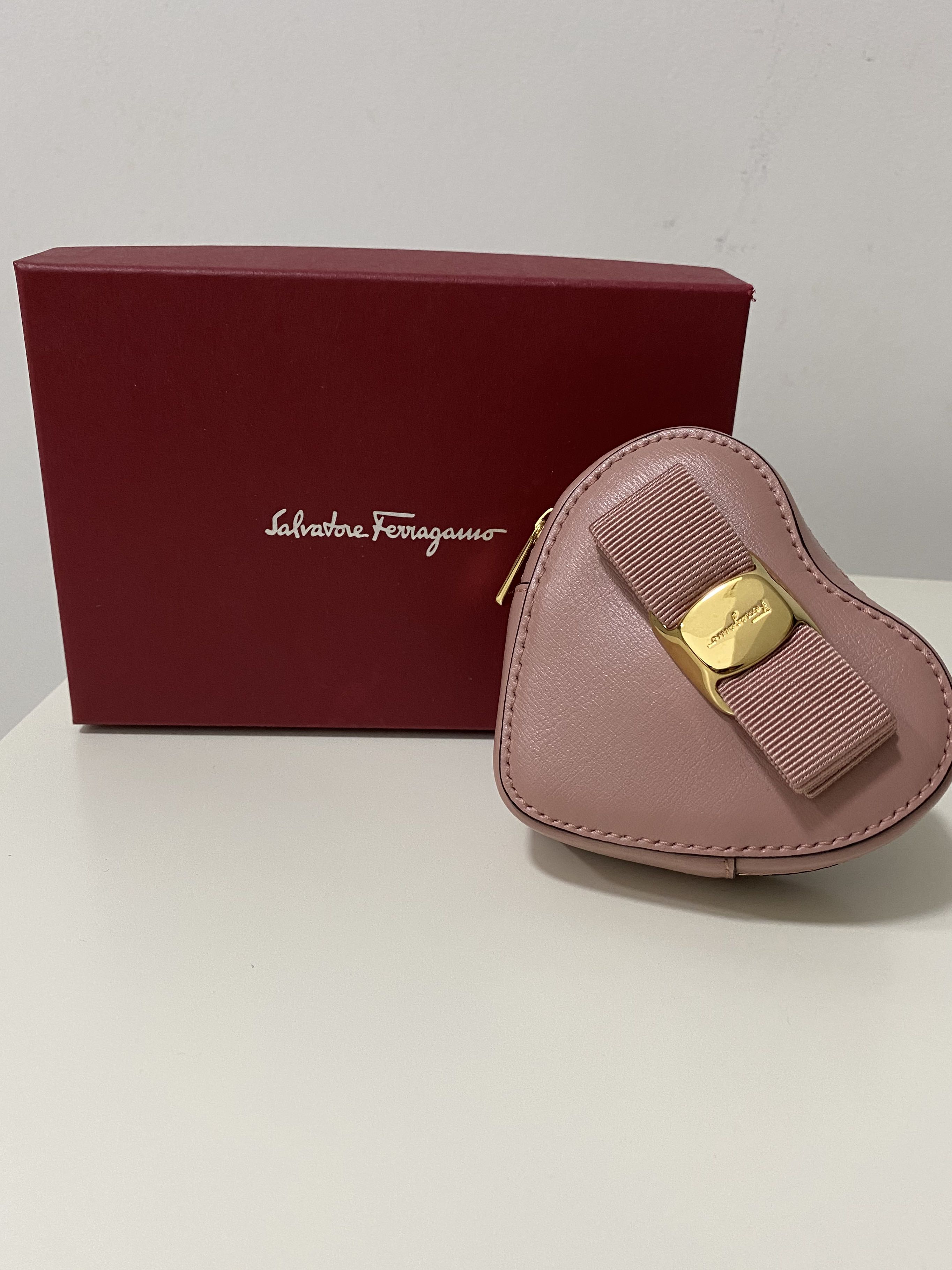 Ferragamo coin purse clearance