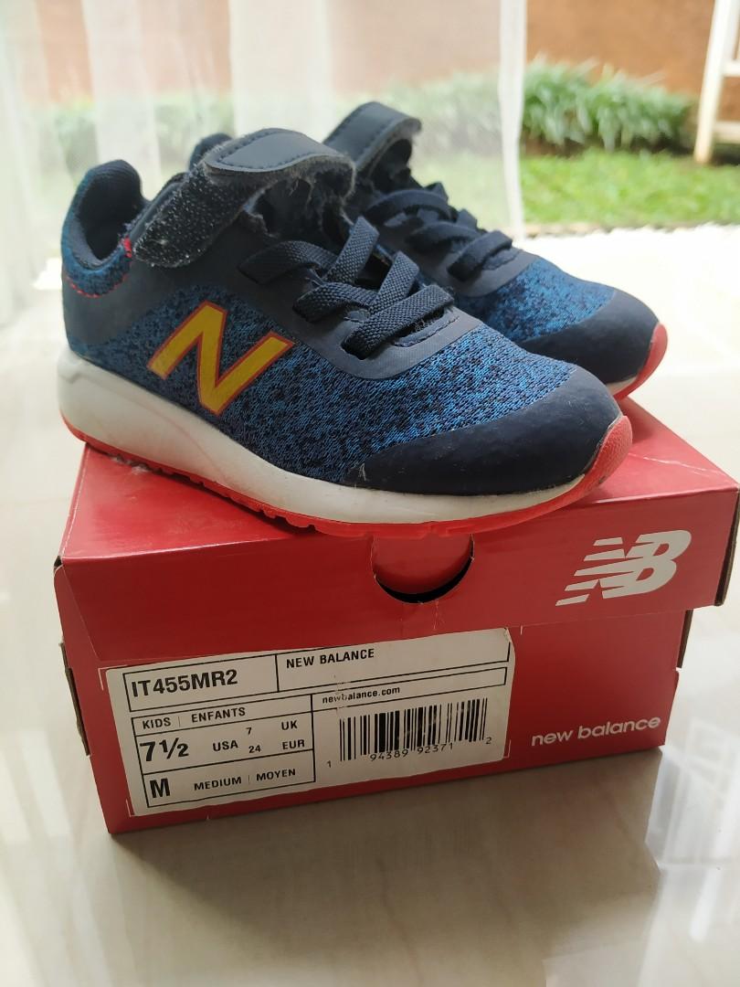 Sepatu new balance kids store