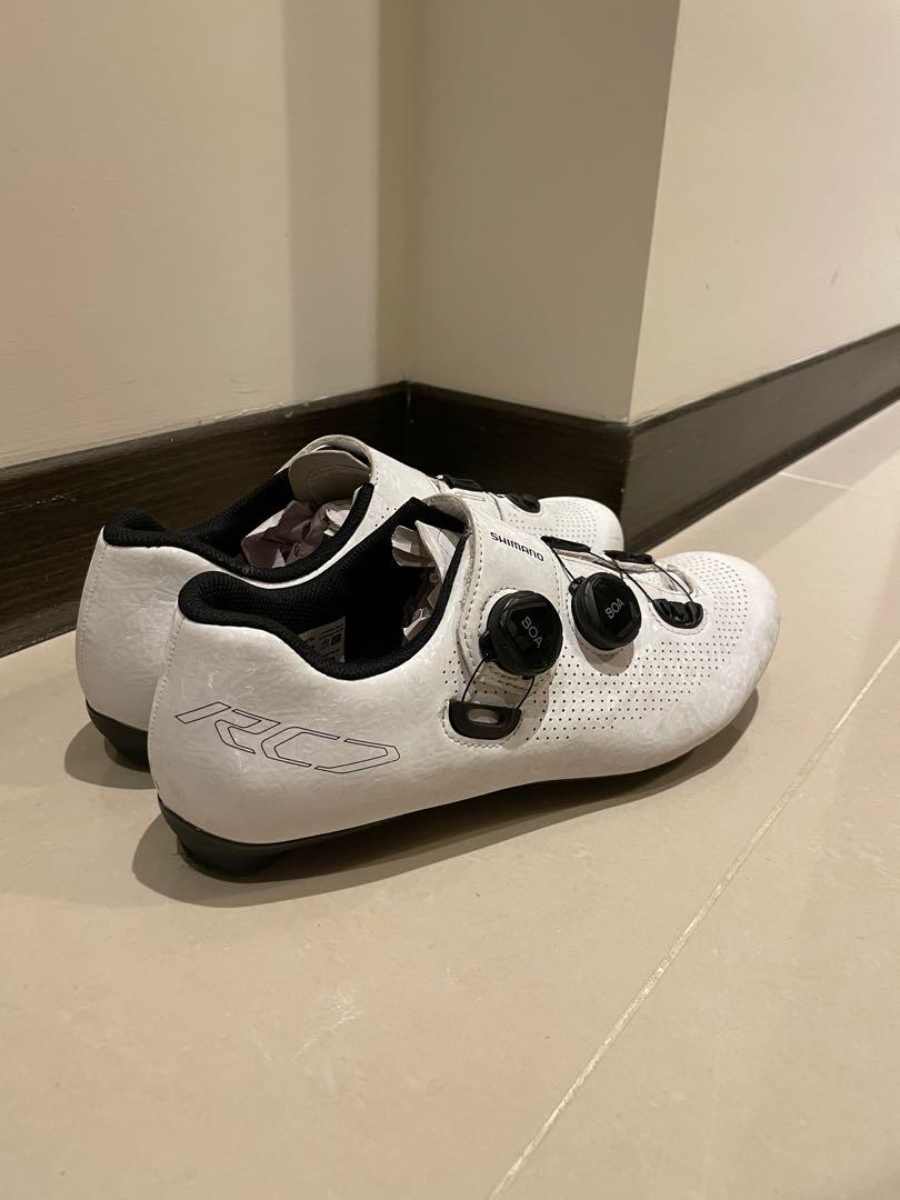 Shimano RC7 Cycling Shoes, 他的時尚, 鞋, 運動鞋在旋轉拍賣